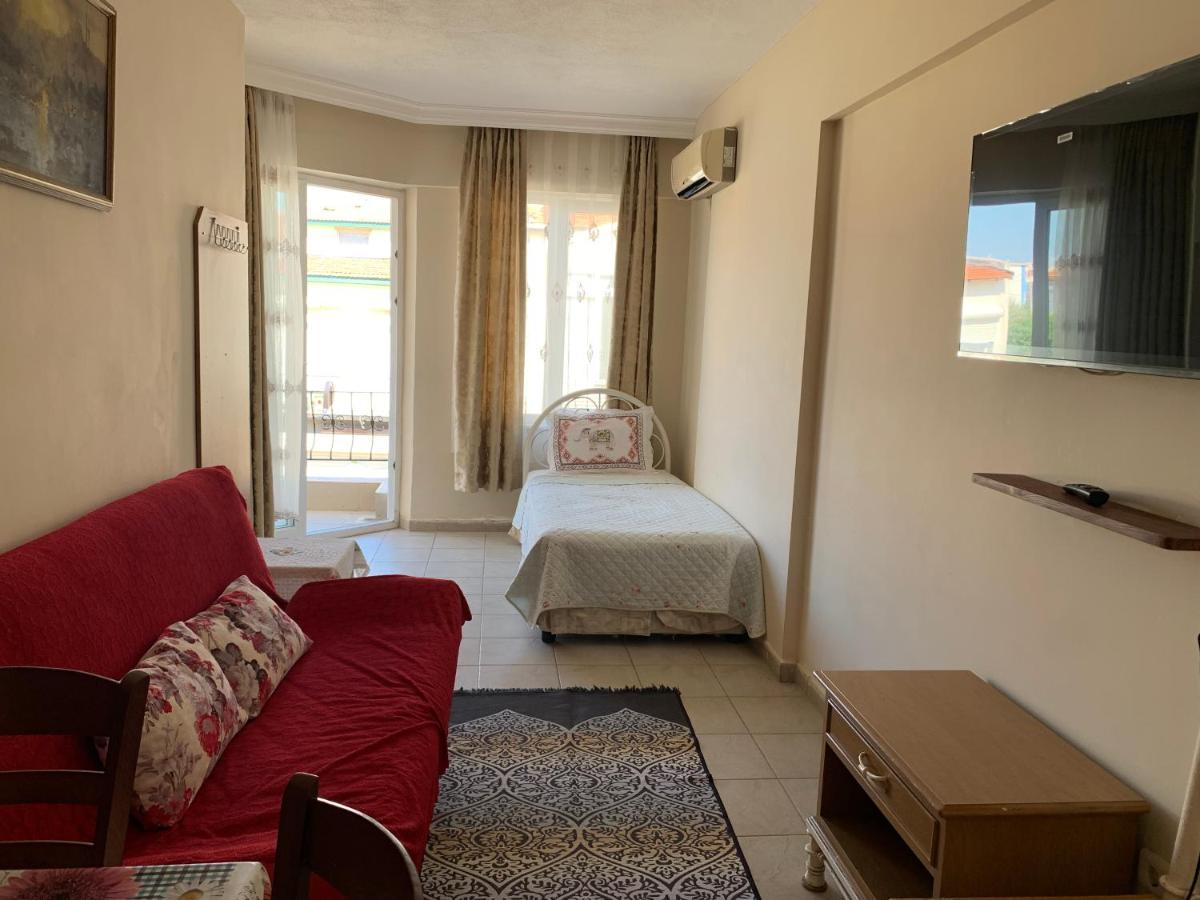 Cizmeci Apart Hotel Çeşme Esterno foto